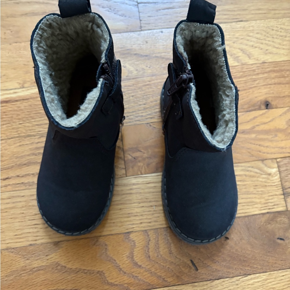 Gap Kids dark brown toddler Boots
